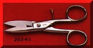 Mundial Buttonhole Scissors #252-41/2